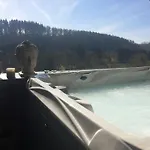 Pensjonat Avec Jacuzzi Ou Dans Les Bois 4*