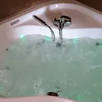 Гостевой дом Avec Jacuzzi Ou Dans Les Bois 4*