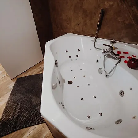 At - D'hote Avec Jacuzzi Et Dans Les Bois Guest house 3*