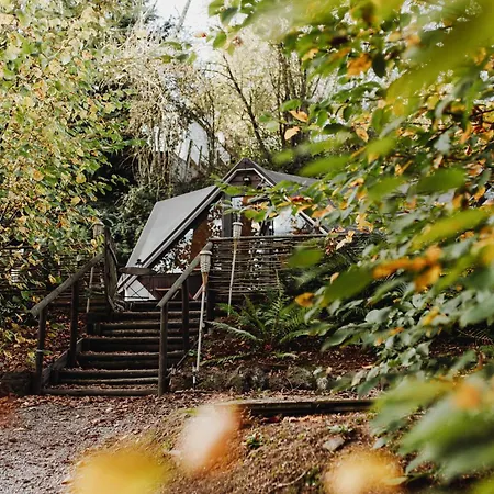 At - D'hote Avec Jacuzzi Et Dans Les Bois 3*