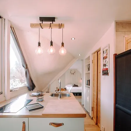 Affittacamere At - D'hote Avec Jacuzzi Et Dans Les Bois Gesves