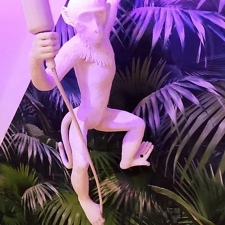 Avec Jacuzzi Ou Dans Les Bois 4*