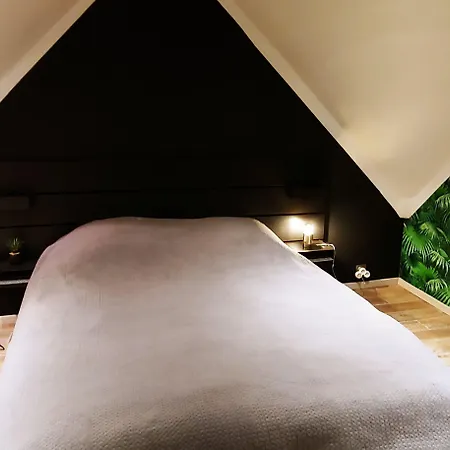 Vendégház Avec Jacuzzi Ou Dans Les Bois Gesves