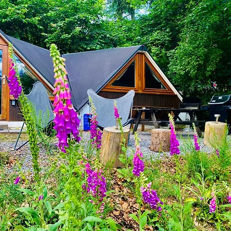 Avec Jacuzzi Ou Dans Les Bois 4*